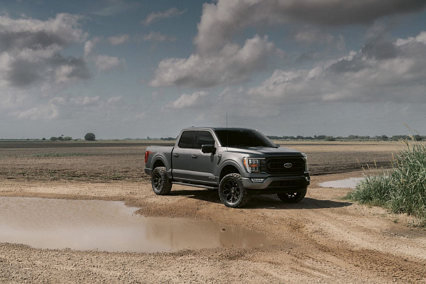 Фото дисков 4PLAY 4P83  на Ford F-150 XIV