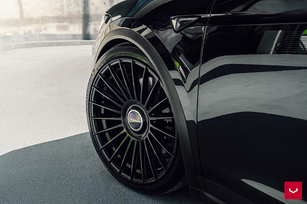 Фото дисков Vossen HF-8 Черный глянец на Tesla Model X