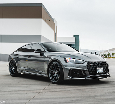 Фото дисков HRE FF04 на Audi A/S/RS 5 (F5)