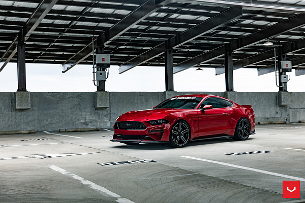 Фото дисков Vossen HF-1 Алмазная проточка на Ford Mustang VI