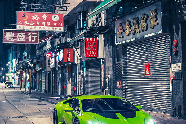 Фото дисков Brixton Forged PF7 Aerotech Глянцевый графит на Lamborghini Huracan
