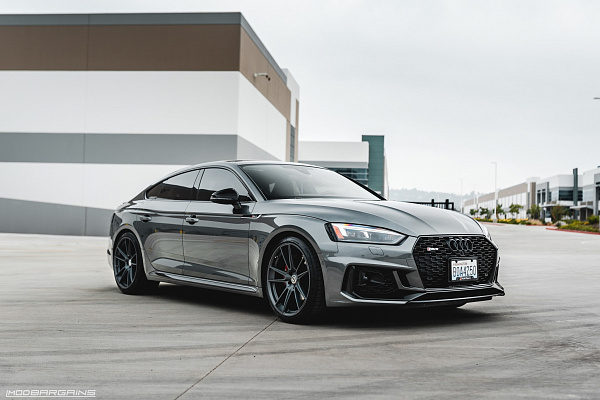 Фото дисков HRE FF04 Матовый графит на Audi A/S/RS 5 (F5)