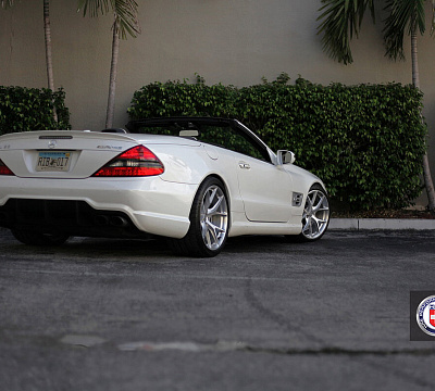 Фото дисков HRE P101 на Mercedes-Benz SL (R230)