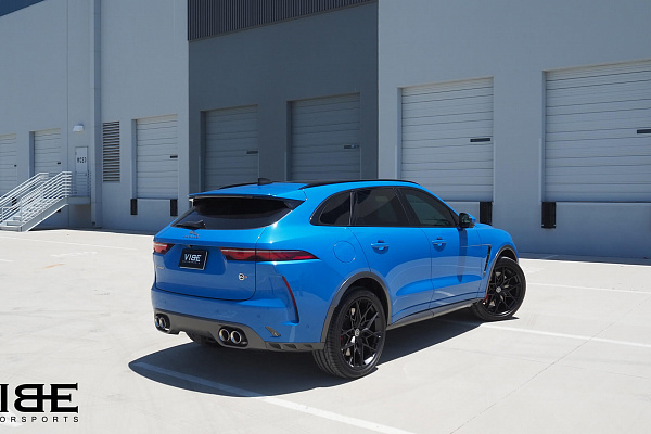 Фото дисков HRE FF10 Черный сатин на Jaguar F-Pace