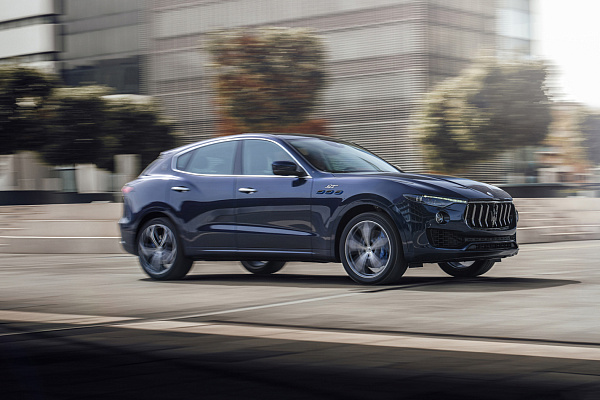 Фото дисков Maserati HELIOS  на Maserati Levante