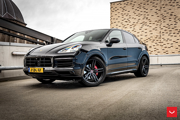 Фото дисков Vossen HF-1 Черный сатин на Porsche Cayenne III