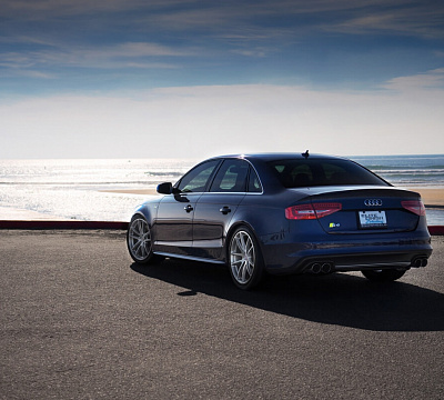 Фото дисков HRE P104 на Audi A/S/RS 4 (B8)