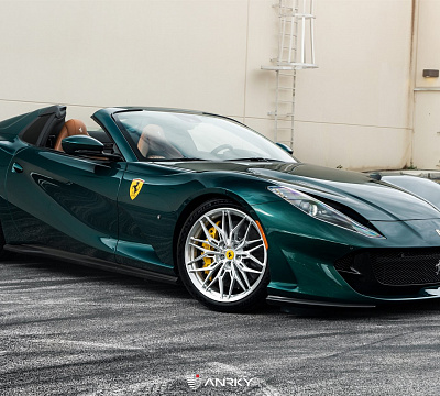 Фото дисков Anrky S1-X1 на Ferrari 812