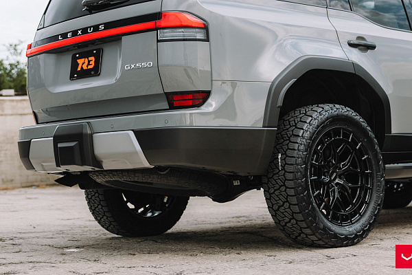 Фото дисков Vossen HFX-1 (6-Lug) Черный глянец на Lexus GX III