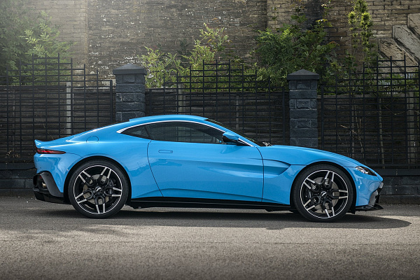 Фото дисков Kahn Superleggera Алмазная проточка на Aston Martin Vantage 4