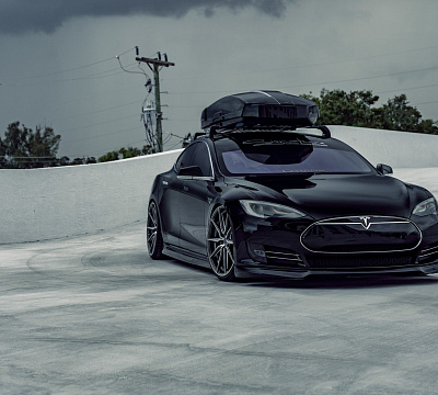 Фото дисков Vossen HF-3 на Tesla Model S