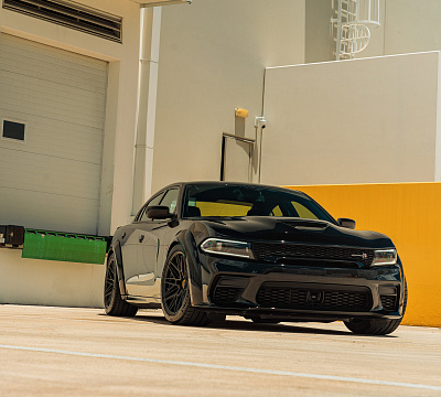 Фото дисков Vossen HF-7 на Dodge Charger VII