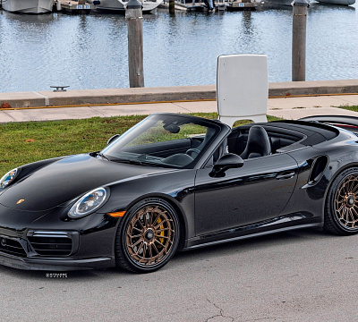 Фото дисков Strasse Wheels SV15FF Deep Concave FS на Porsche 911 VII