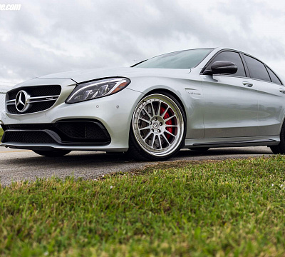 Фото дисков HRE 303 на Mercedes-Benz C-Class (W205)