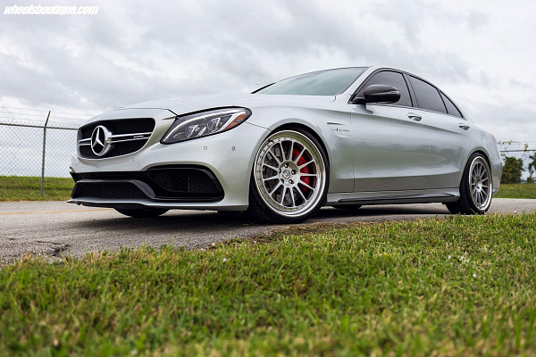 Фото дисков HRE 303 Глянцевый тонированный лак на Mercedes-Benz C-Class (W205)