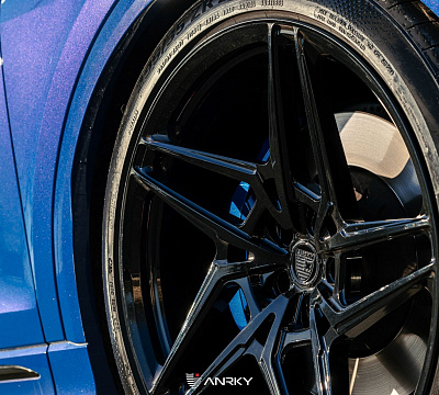 Фото дисков Anrky S1-X3 на Audi Q8