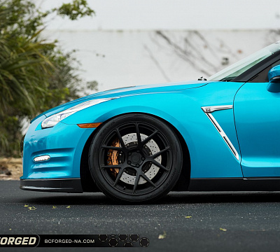 Фото дисков BC Forged RZ05 на Nissan GT-R