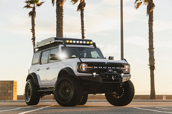 Фото дисков Black Rhino FUJI  на Ford Bronco