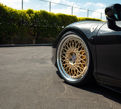 Фото дисков HRE 501 на Ferrari 458