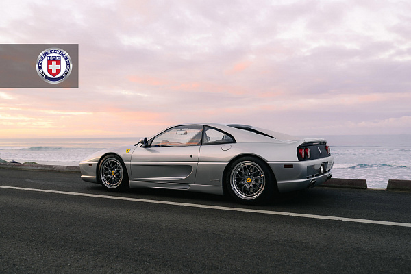 Фото дисков HRE 520 Сатиновый темный лак на Ferrari F355