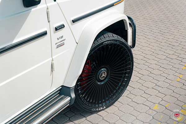 Фото дисков Vossen S17-16 Черный глянец на Mercedes-Benz G-Class III