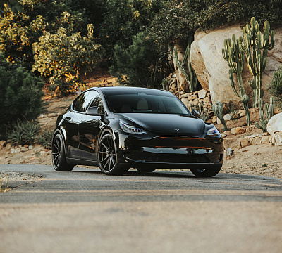 Фото дисков Vossen HF-3 на Tesla Model Y
