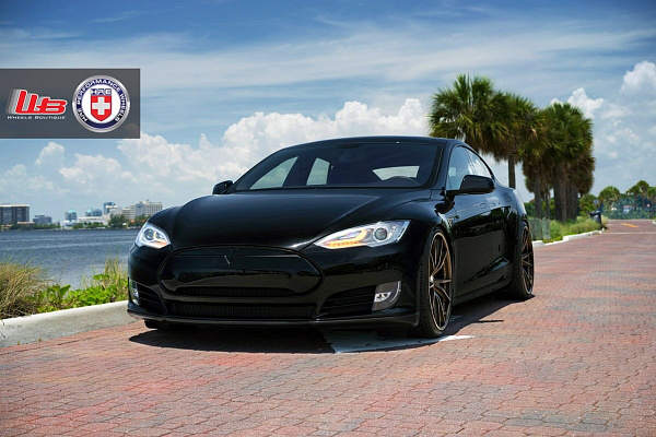 Фото дисков HRE S101 Сатиновая бронза на Tesla Model S