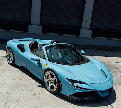 Фото дисков Anrky XR-305 на Ferrari SF90