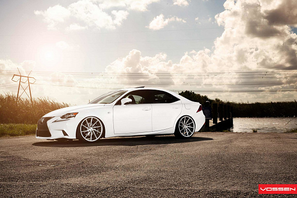 Фото дисков Vossen CVT Серебро на Lexus IS II