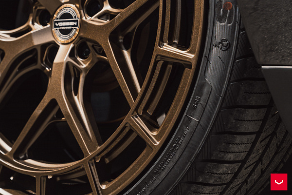 Фото дисков Vossen HFX-1 (5-Lug) Сатиновая бронза на Dodge Challenger III