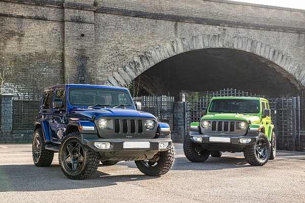 Фото дисков Kahn Mondial Retro Черный сатин на Jeep Wrangler IV (JL)