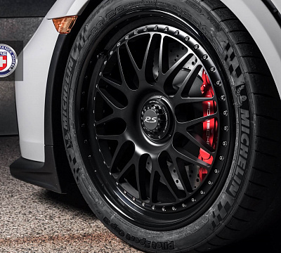 Фото дисков HRE 540C на Porsche 911 VII