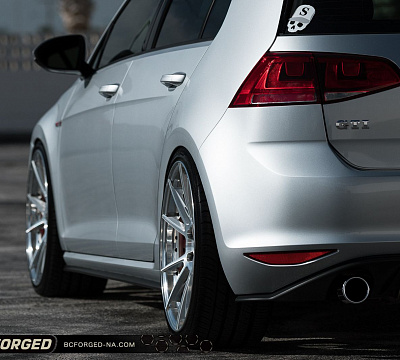 Фото дисков BC Forged HCA382 на Volkswagen Golf VII
