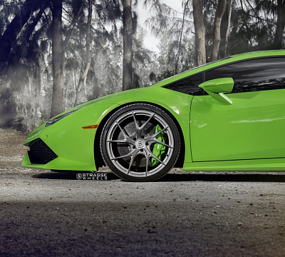 Фото дисков Strasse Wheels SM5RT Deep Concave Monoblock на Lamborghini Huracan