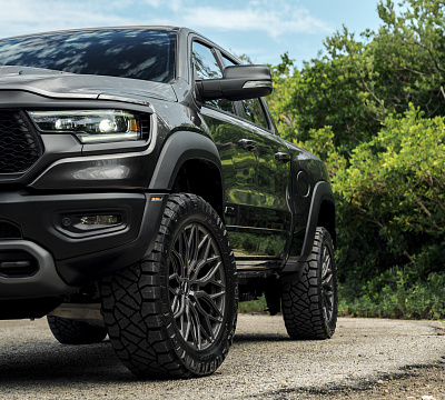 Фото дисков Vossen HF6-3 на Ram 1500 V