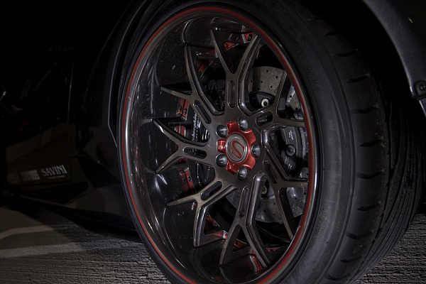 Фото дисков Savini SV72 Глянцевый темный лак на Lamborghini Huracan