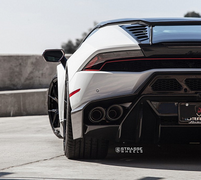 Фото дисков Strasse Wheels SM5R Deep Concave Monoblock на Lamborghini Huracan