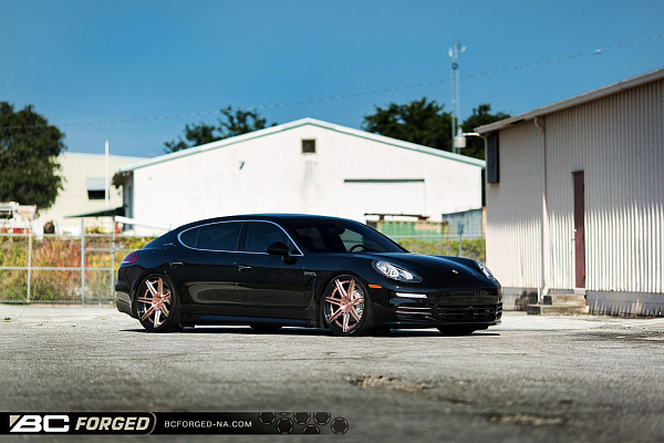 Фото дисков BC Forged HC027 Другой цвет на Porsche Panamera I