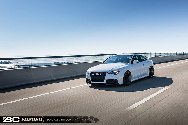 Фото дисков BC Forged RS40 Черный глянец на Audi A/S/RS 5 (8T)