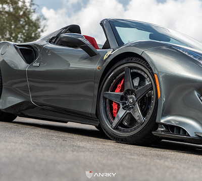 Фото дисков Anrky RS5.3 на Ferrari 812