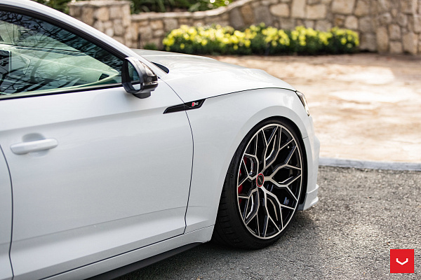 Фото дисков Vossen HF-2 Алмазная проточка на Audi A/S/RS 5 (F5)