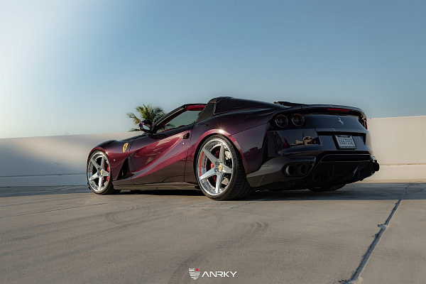 Фото дисков Anrky RS5.3 Полированный лак на Ferrari 812