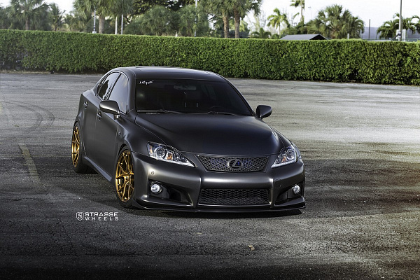 Фото дисков Strasse Wheels SM5R Deep Concave Monoblock Сатиновое золото на Lexus IS II