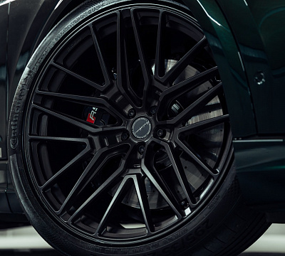 Фото дисков Brixton Forged VL4 на Audi Q8