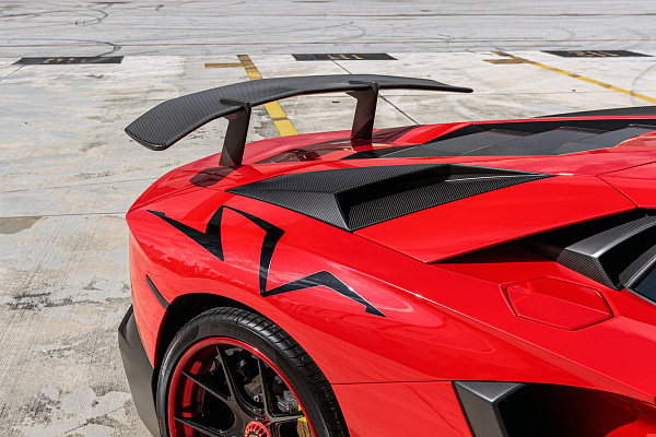 Фото дисков Strasse Wheels SM5R Deep Concave FS Другой цвет на Lamborghini Aventador