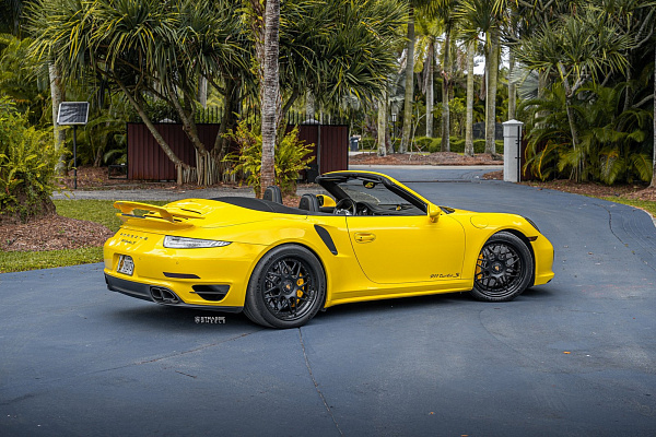 Фото дисков Strasse Wheels SV8 Performance Черный матовый на Porsche 911 VII