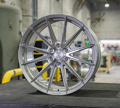 Vossen HFX-2 (6-Lug)