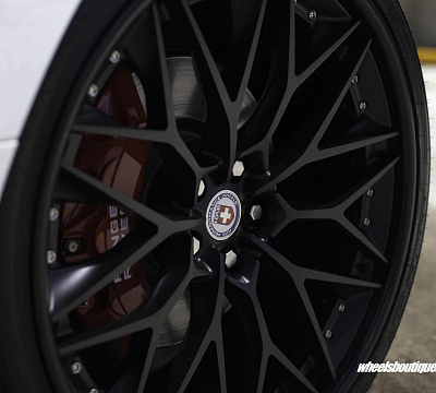 Фото дисков HRE S200 на Land Rover Range Rover IV