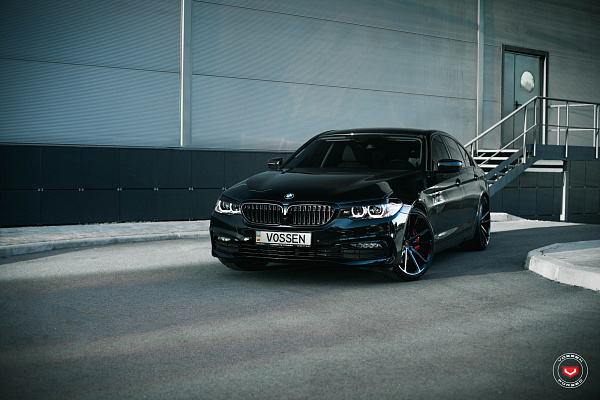 Фото дисков Vossen CG-203 Черный глянец на BMW 5/M5 (G30/F90)