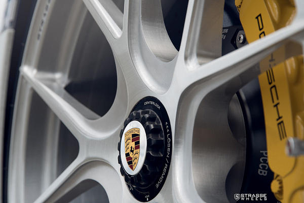 Фото дисков Strasse Wheels SM5R Deep Concave Monoblock Глянцевый лак на Porsche 911 VII